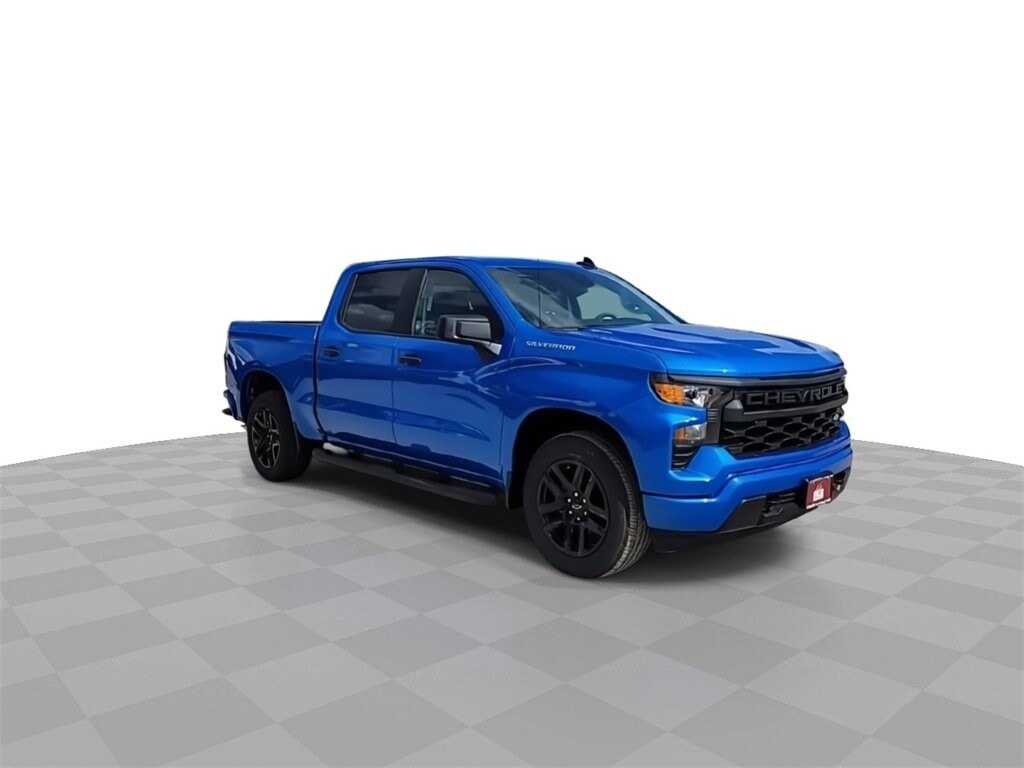 2026 Chevrolet Silverado 1500 Custom photo 2