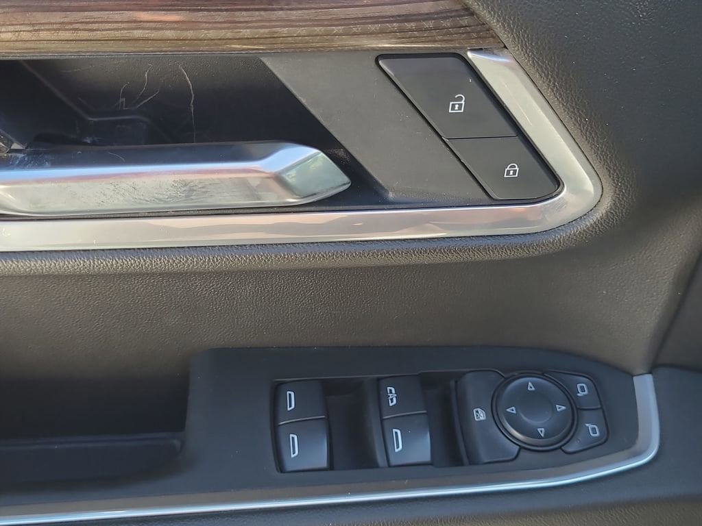 2025 Chevrolet Silverado 1500 LT - Photo 24