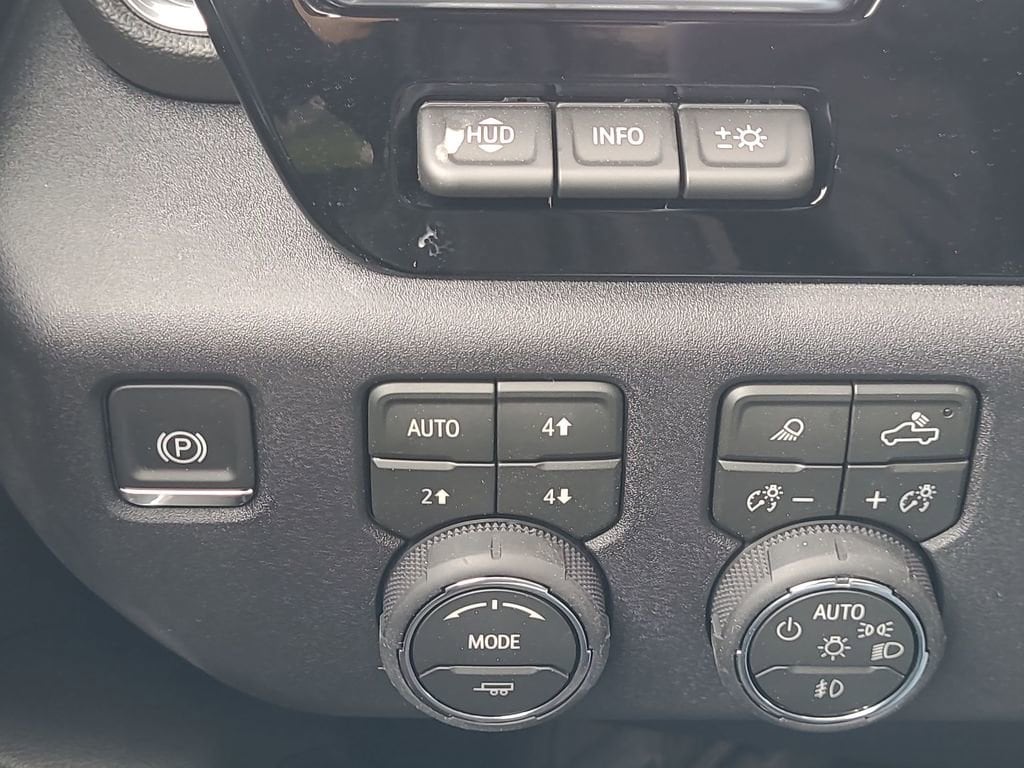 2026 Chevrolet Silverado 1500 High Country - Photo 18