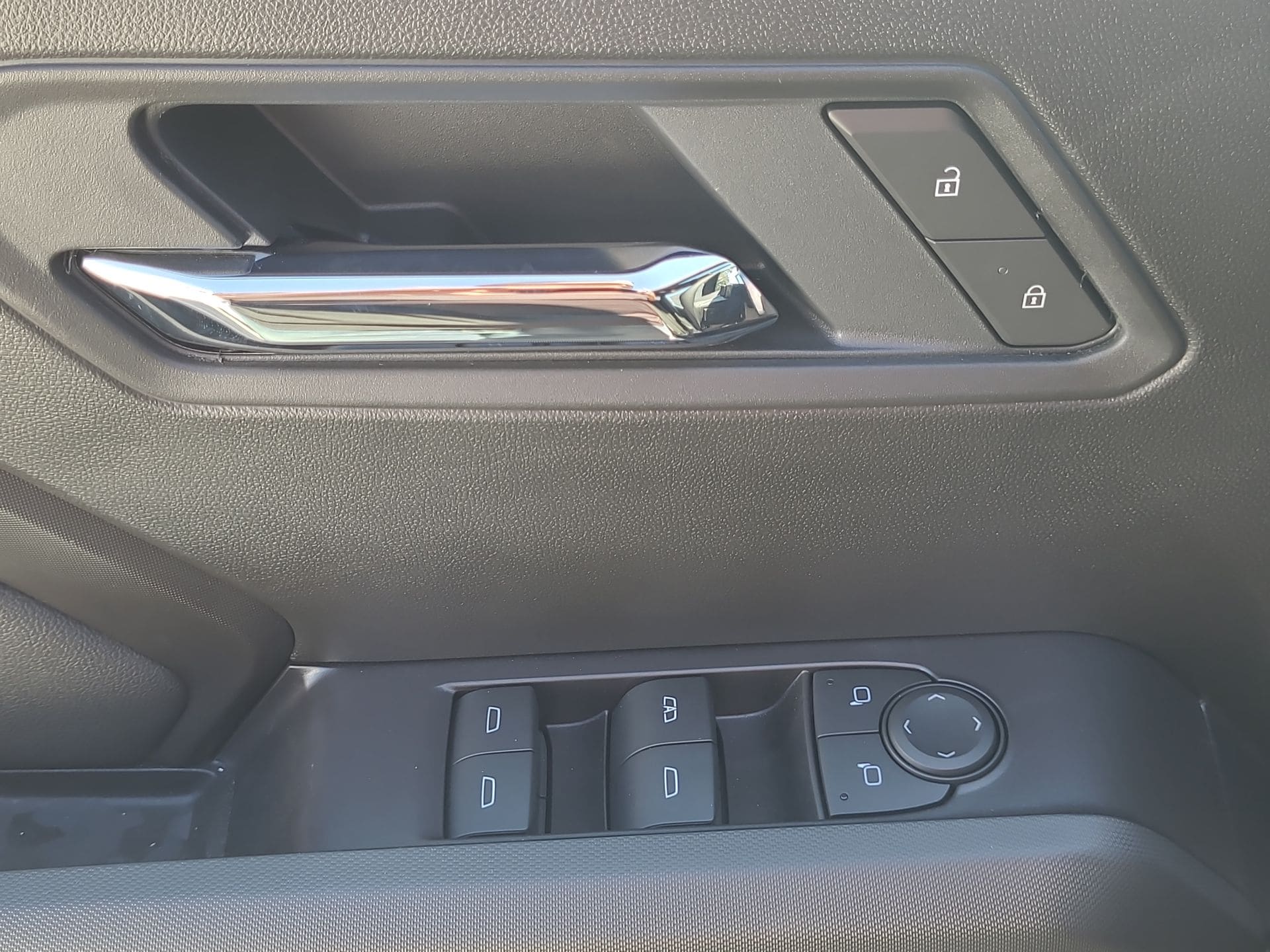 2026 Chevrolet Colorado LT - Photo 84