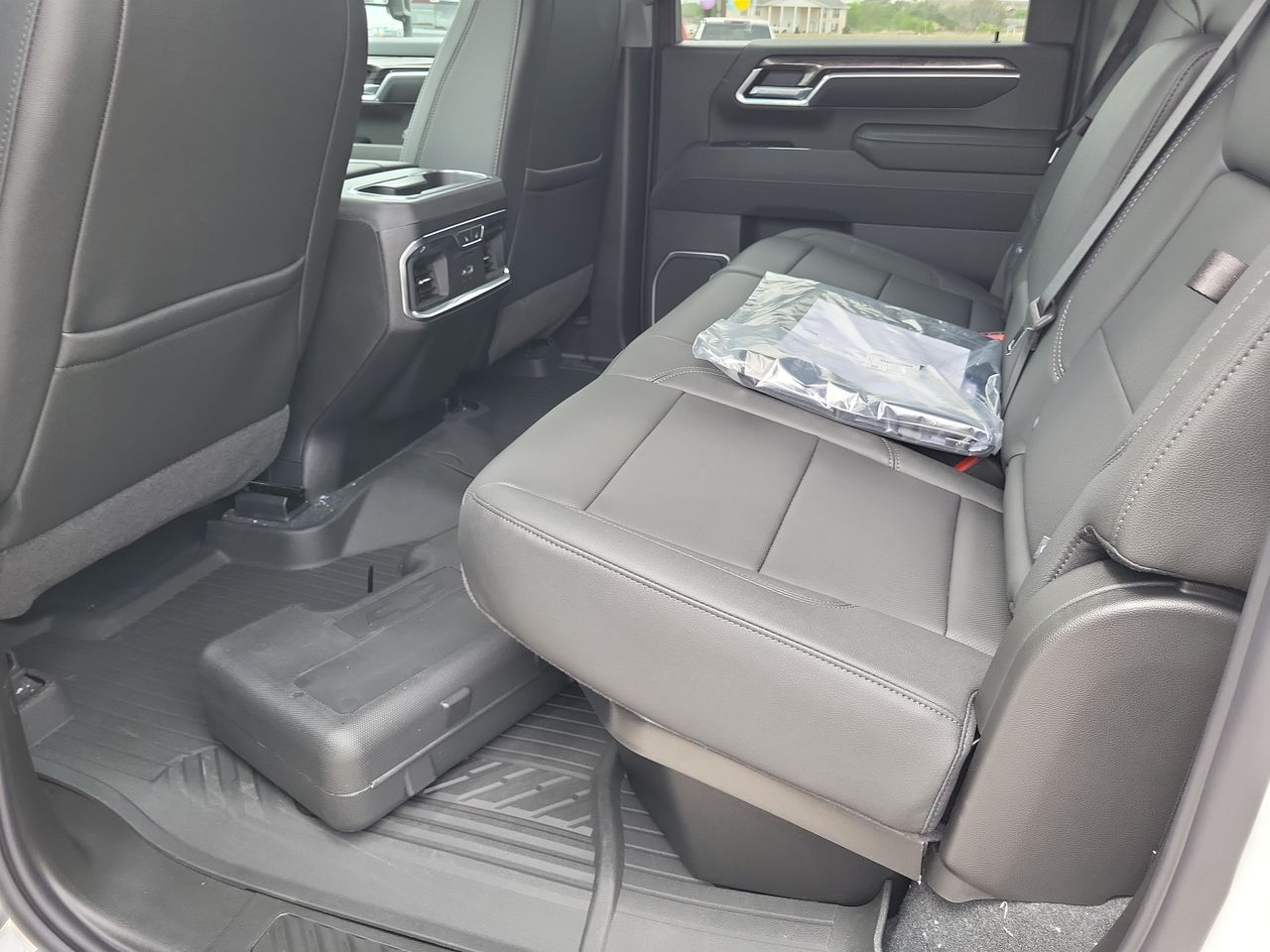2026 Chevrolet Silverado 2500 HD LTZ - Photo 85