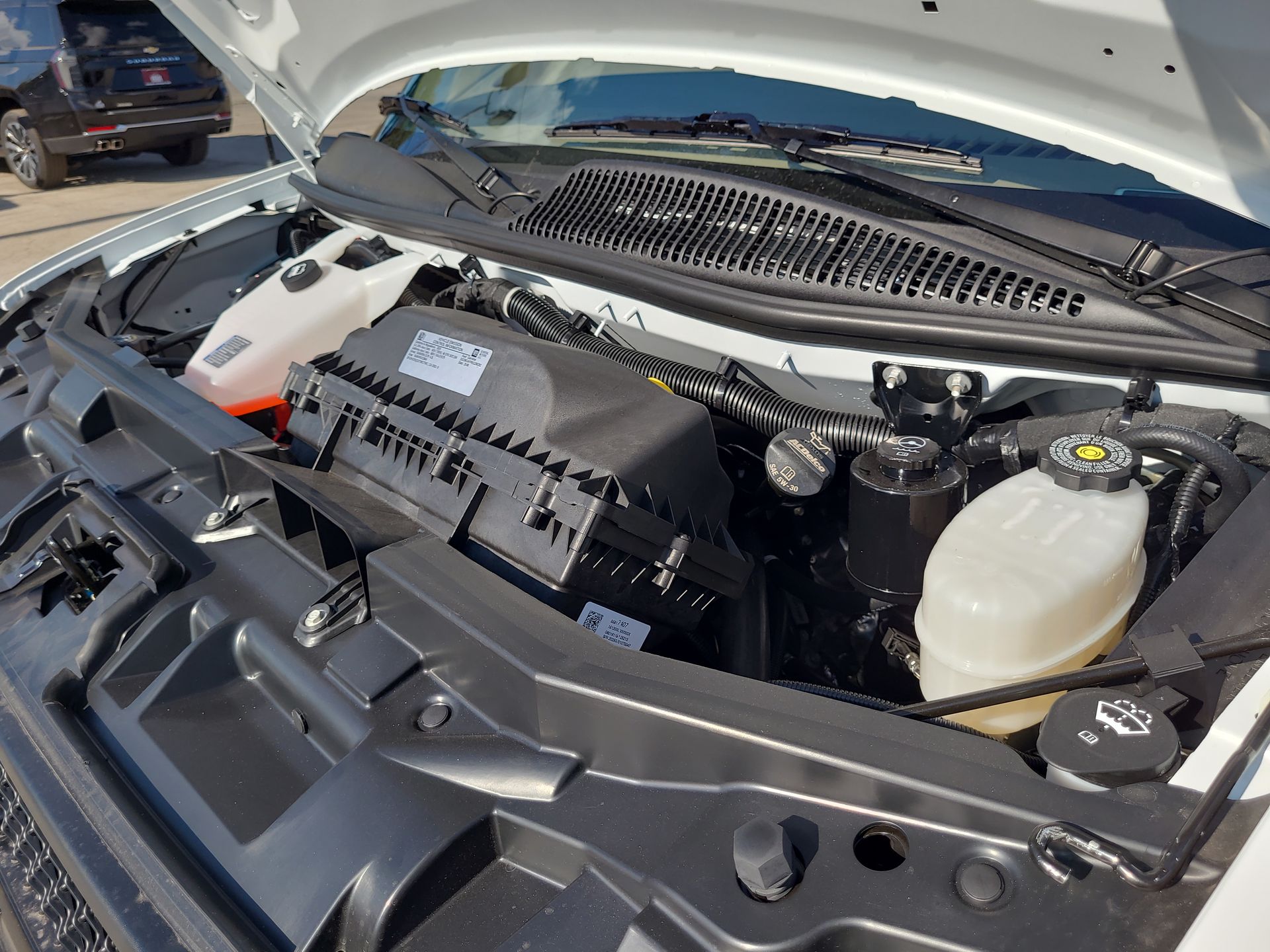 2025 Chevrolet Express Cargo Work Van - Photo 91