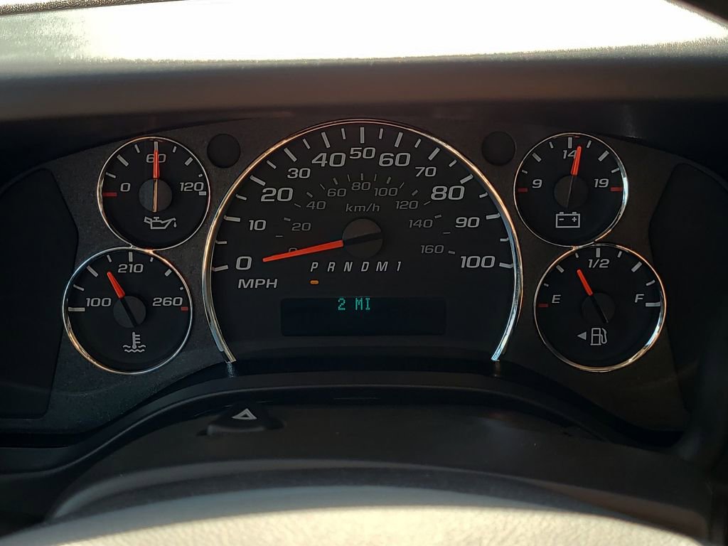 2025 Chevrolet Express Cargo Work Van - Photo 11