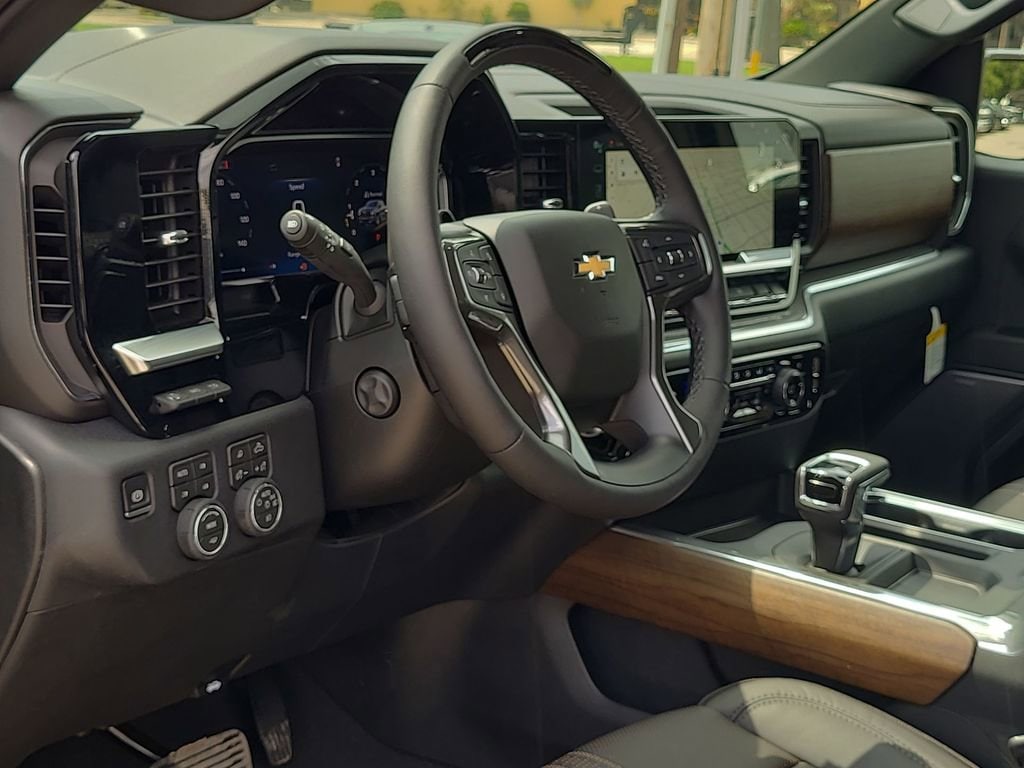 2026 Chevrolet Silverado 1500 High Country - Photo 10