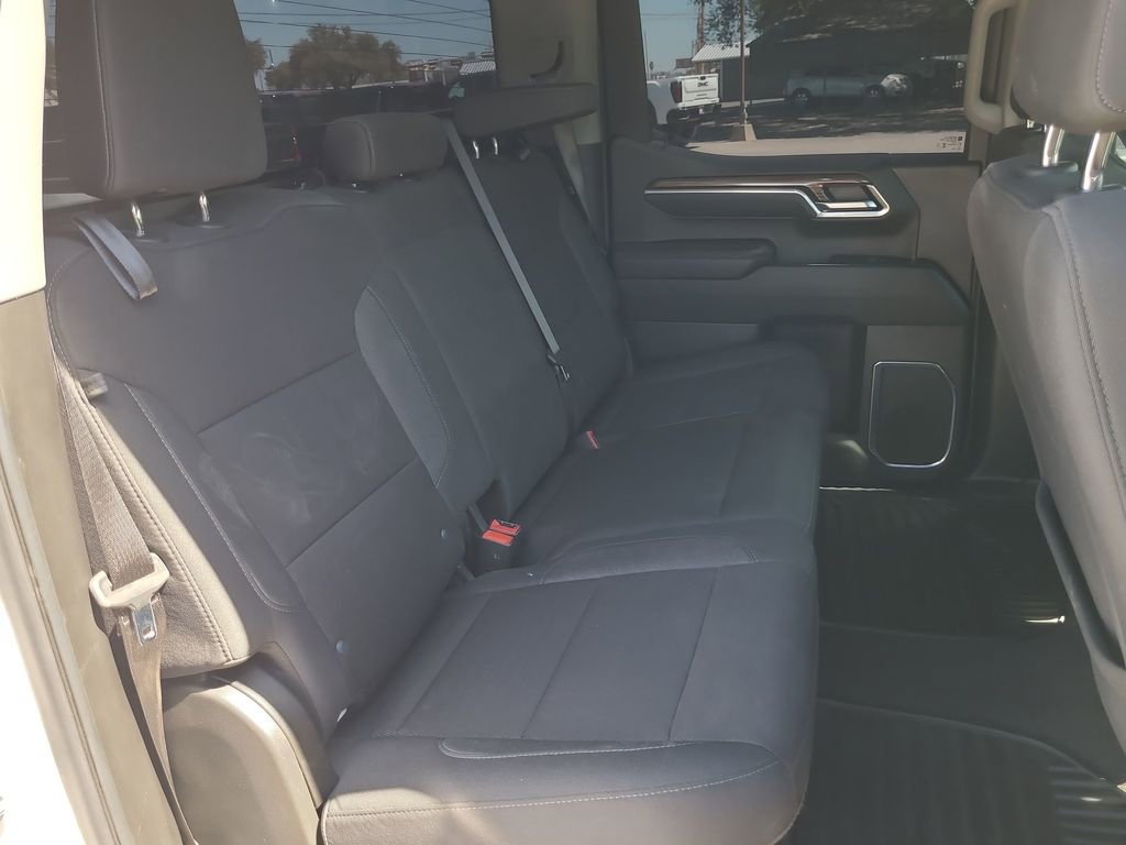 2025 Chevrolet Silverado 1500 LT - Photo 28