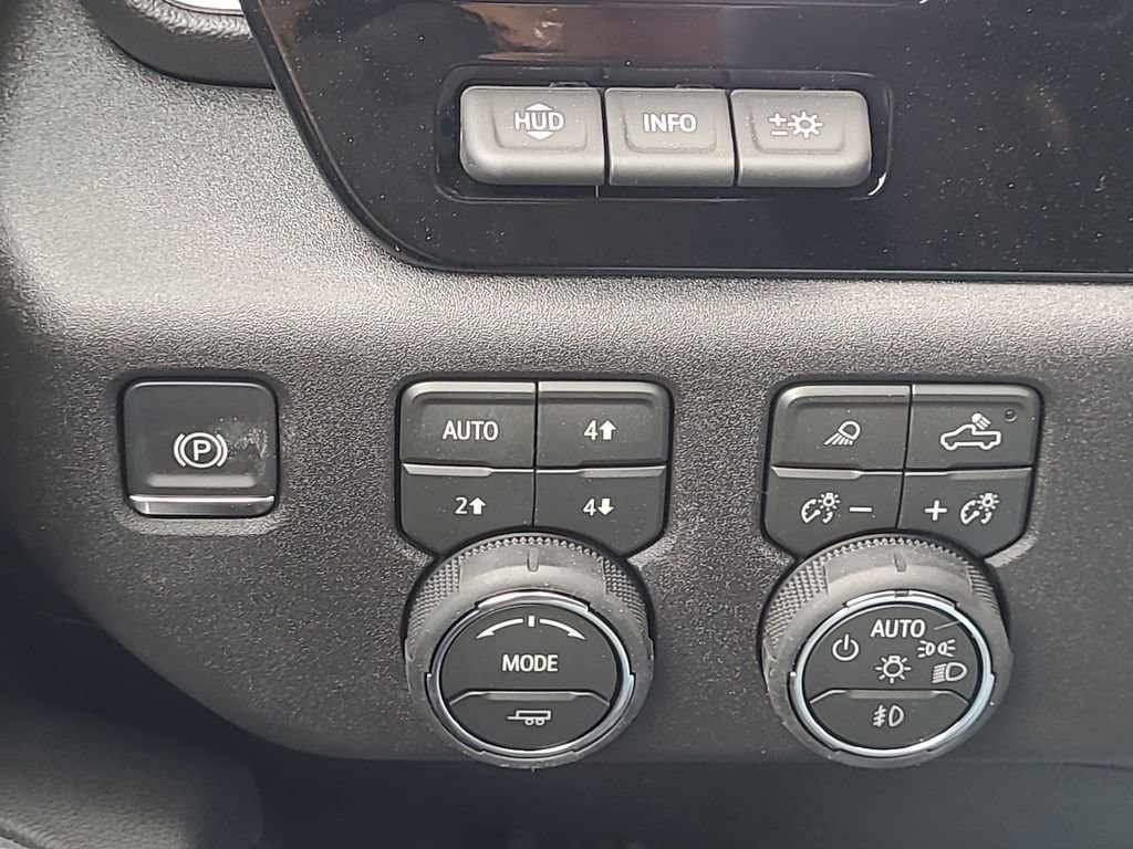 2026 Chevrolet Silverado 2500 HD LTZ - Photo 18