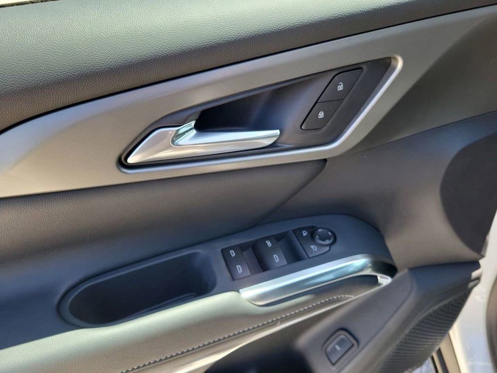 2026 Chevrolet Traverse LT - Photo 15