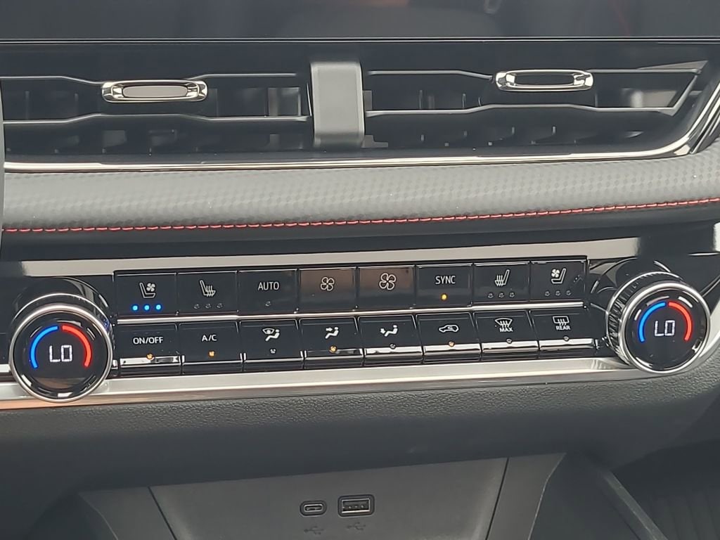 2026 Chevrolet Equinox RS - Photo 13