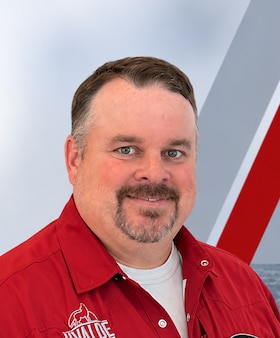 Staff member Bryan Alderson  from ID_14425d