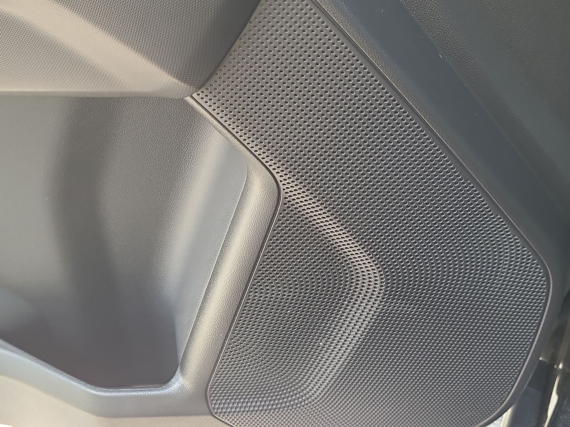 2026 Chevrolet Colorado LT - Photo 85