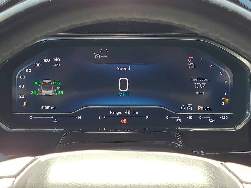 2025 Chevrolet Silverado 1500 LT - Photo 11