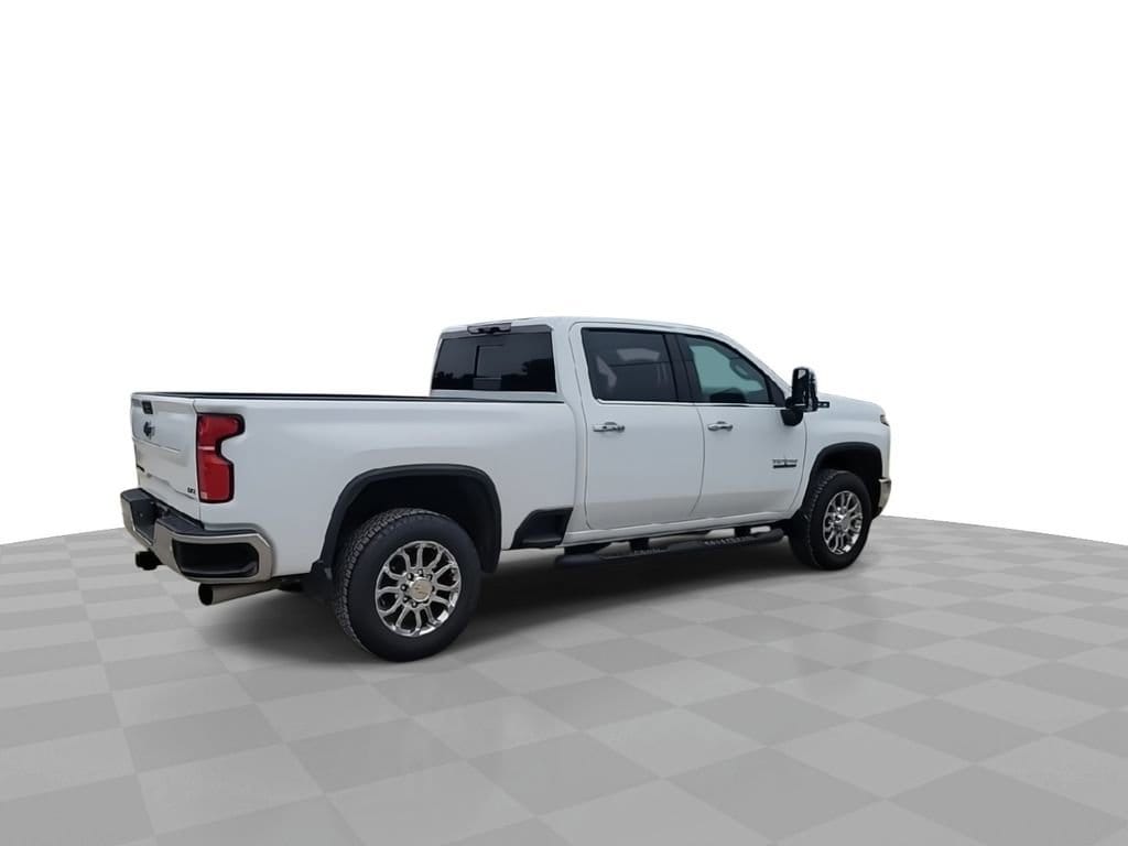 2026 Chevrolet Silverado 2500 HD LTZ - Photo 8