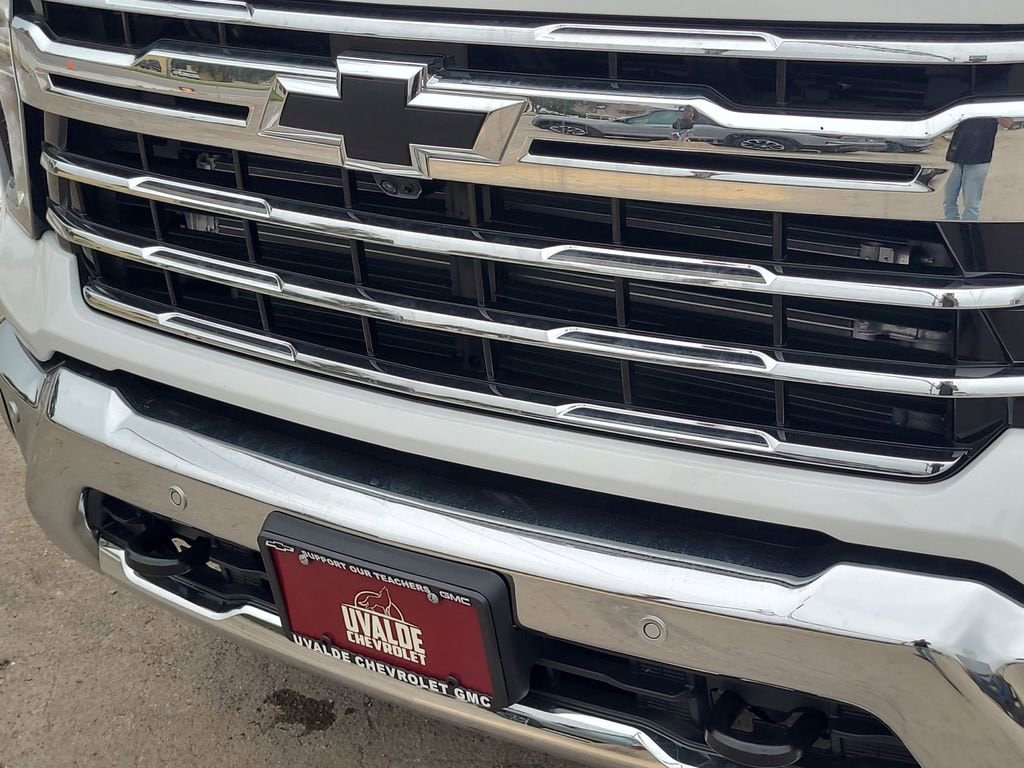 2026 Chevrolet Silverado 2500 HD LTZ - Photo 32