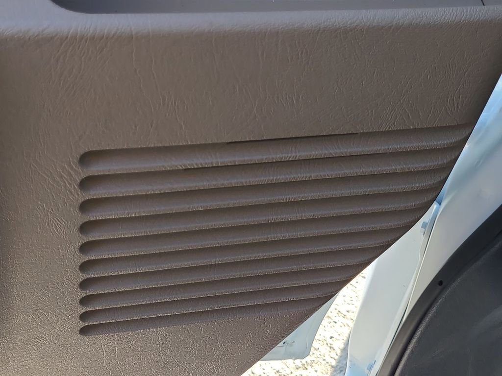 2025 Chevrolet Express Cargo Work Van - Photo 25