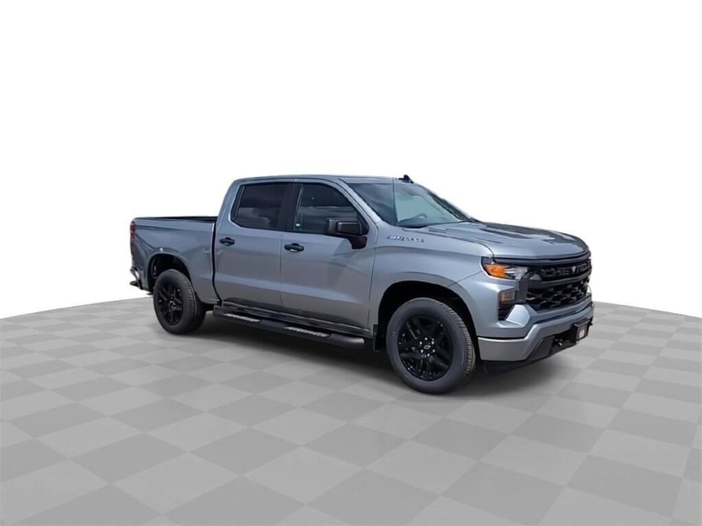 2026 Chevrolet Silverado 1500 Custom photo 2