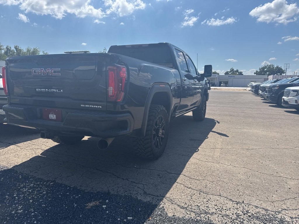 2021 Gmc Sierra 2500 HD Denali photo 2