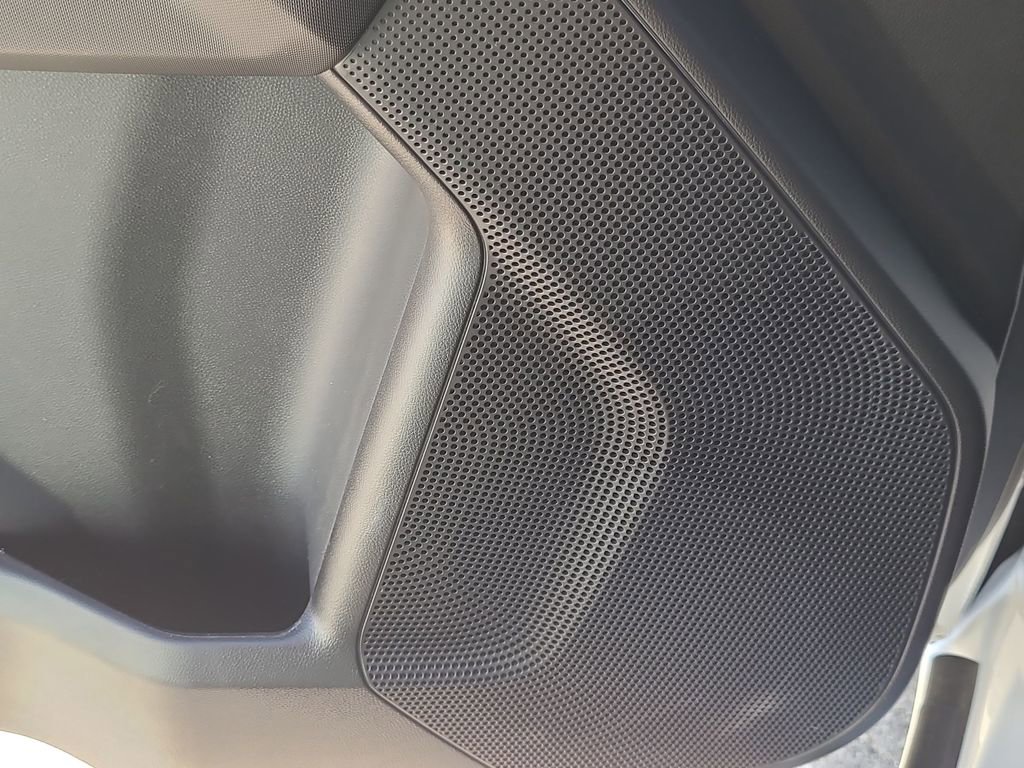 2026 Chevrolet Colorado LT - Photo 25