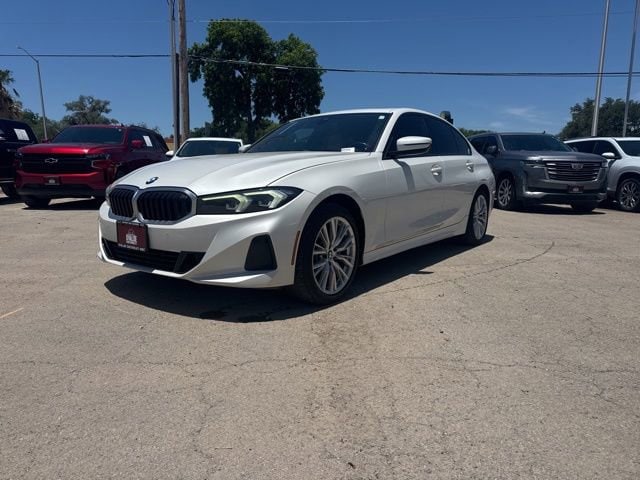 2023 BMW 3 Series 330i Sedan's photo