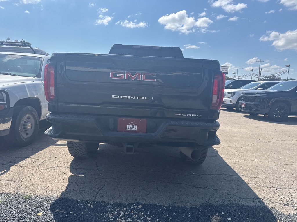 2021 Gmc Sierra 2500 HD Denali photo 3