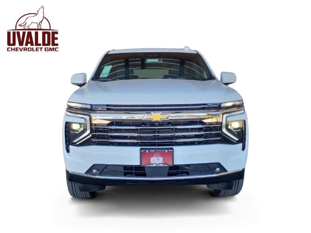 2027 Chevrolet Suburban LT - Photo 8