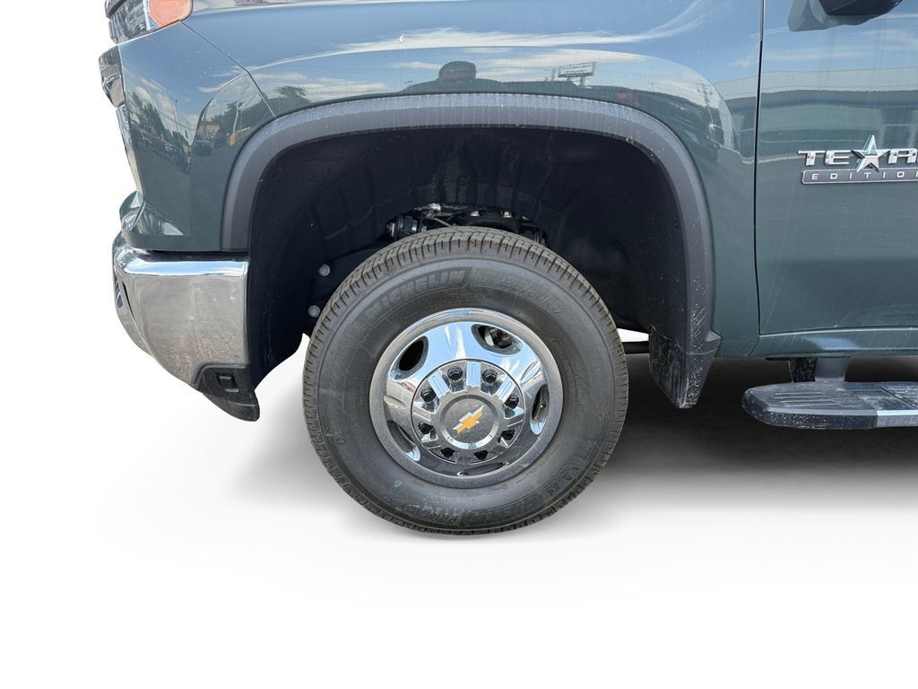 2026 Chevrolet Silverado 3500 HD LT - Photo 9