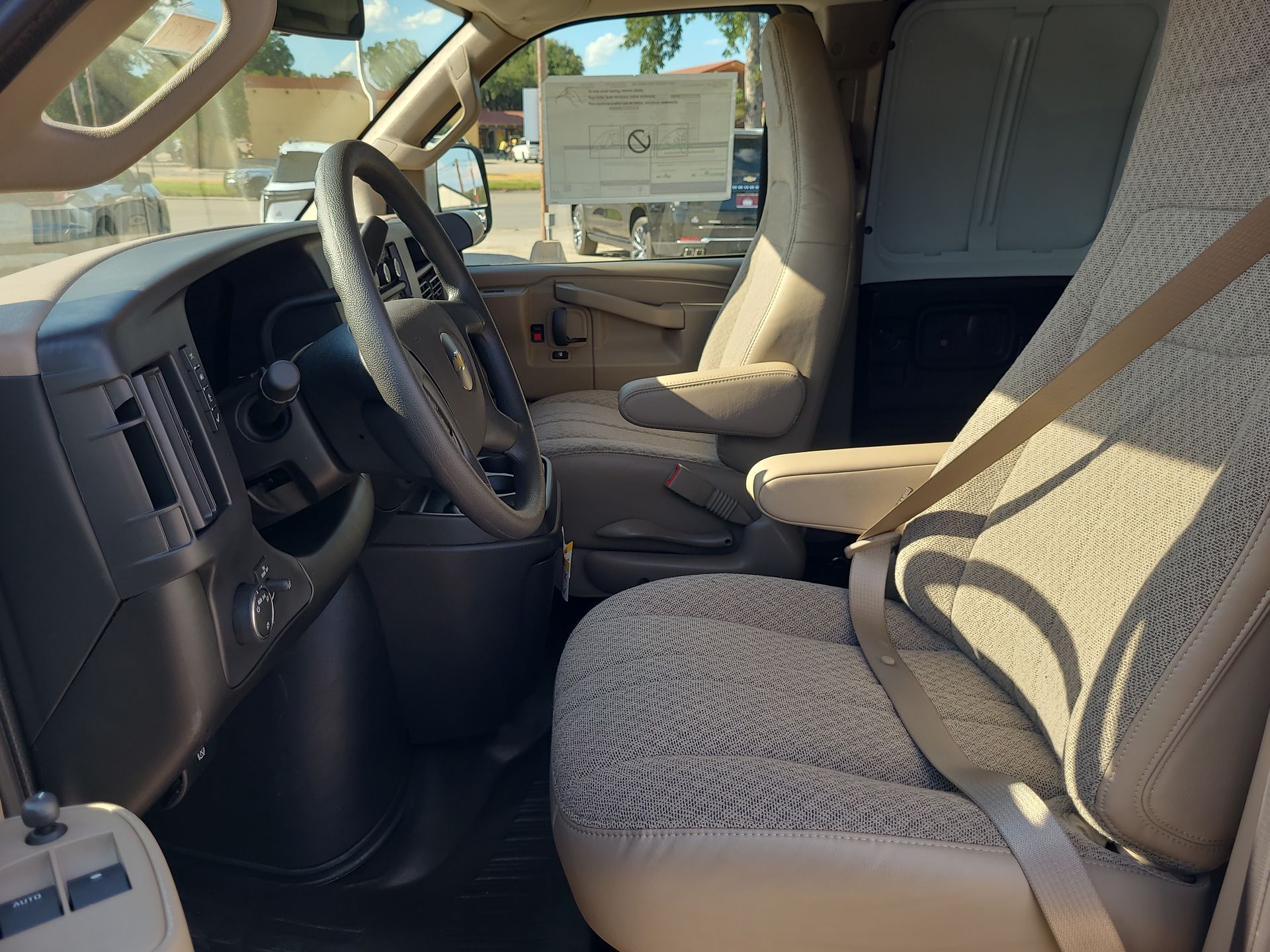 2025 Chevrolet Express Cargo Work Van - Photo 80