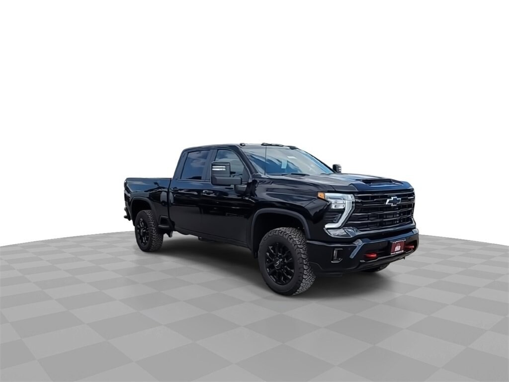 2026 Chevrolet Silverado 2500HD LT photo 2