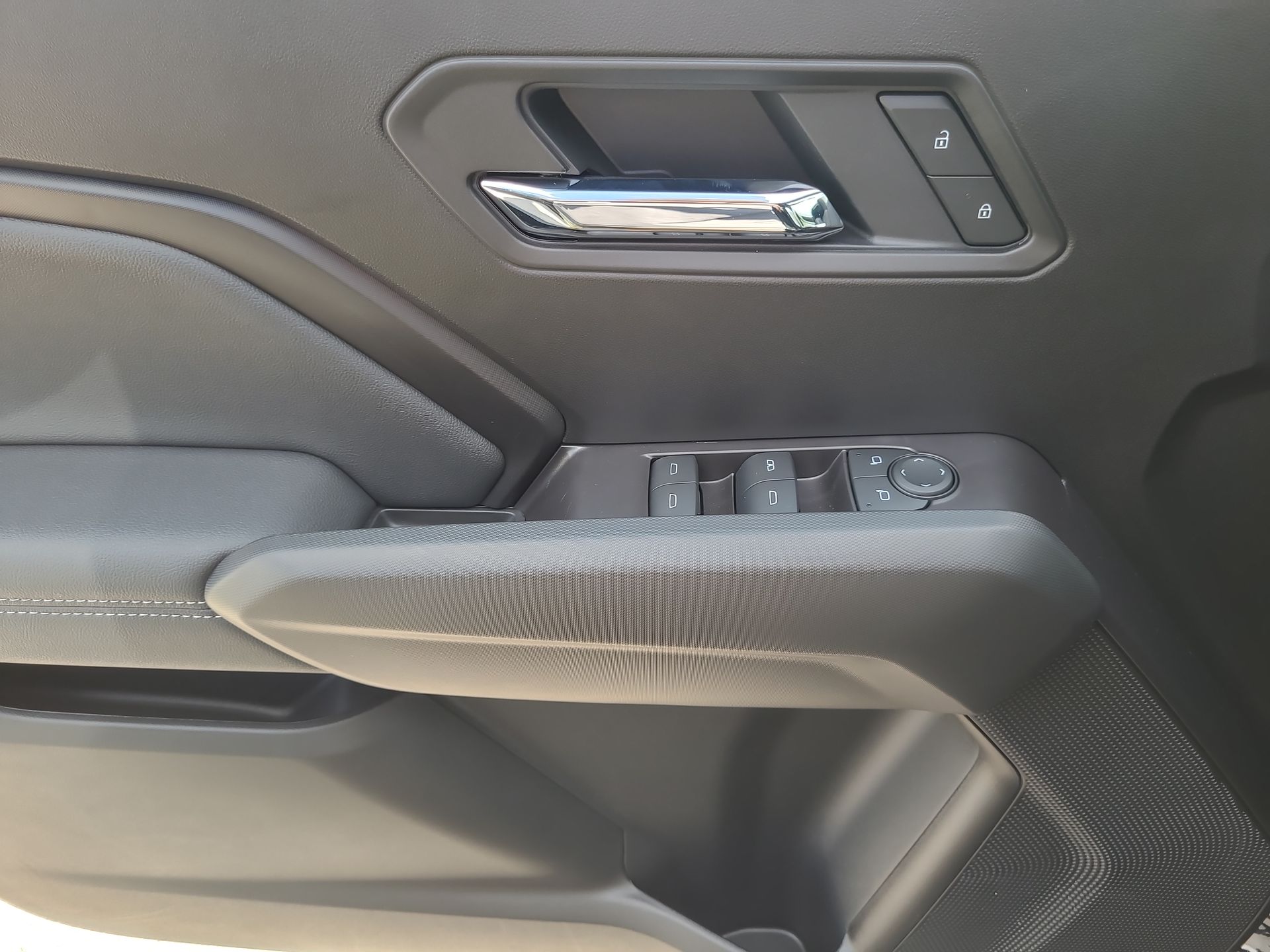 2026 Chevrolet Colorado LT - Photo 83