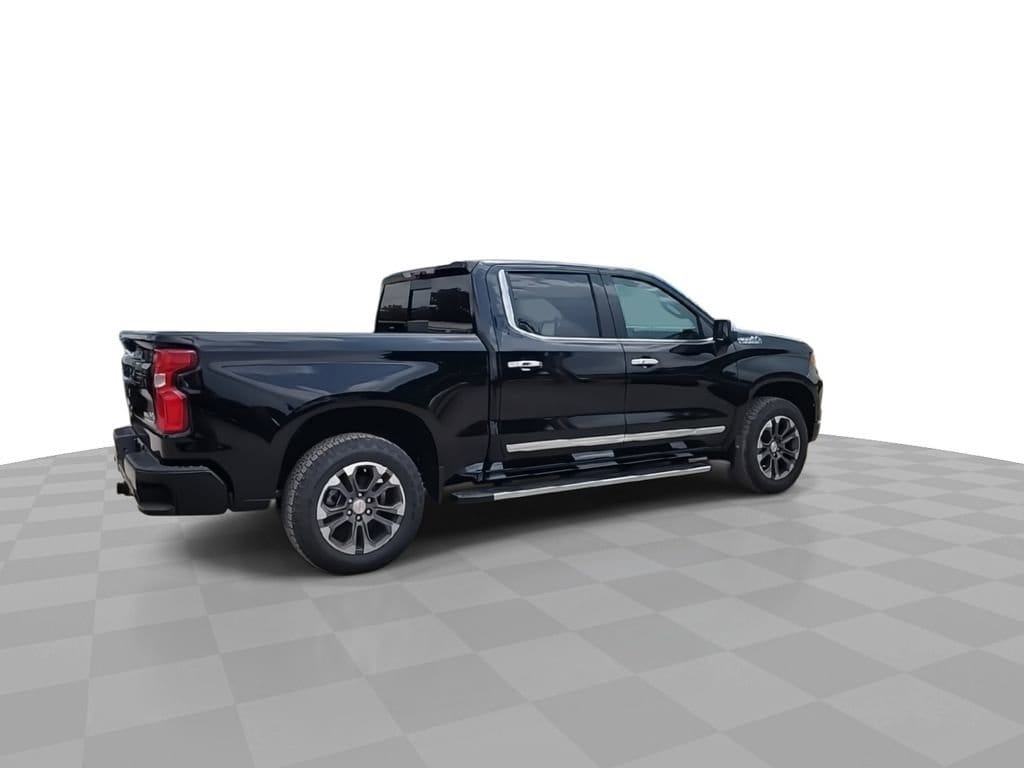 2026 Chevrolet Silverado 1500 High Country - Photo 8