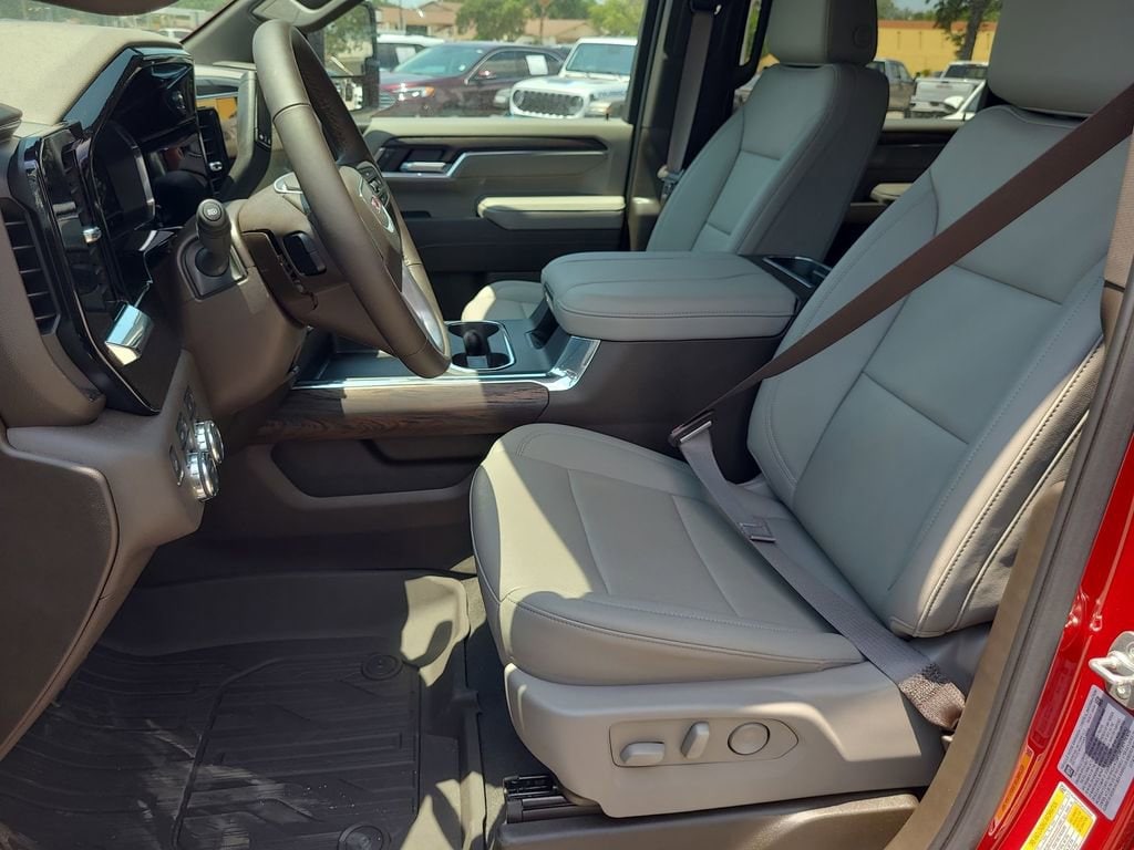 2025 GMC Sierra 2500HD SLT - Photo 20