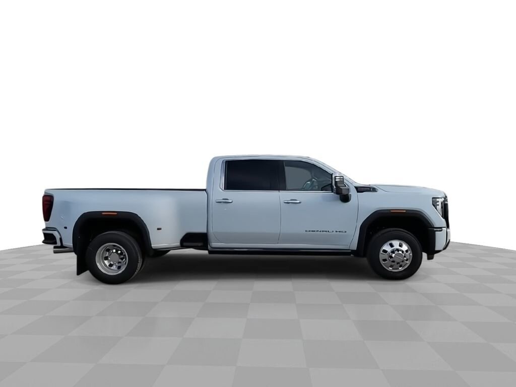 2026 GMC Sierra 3500HD Denali Ultimate - Photo 9