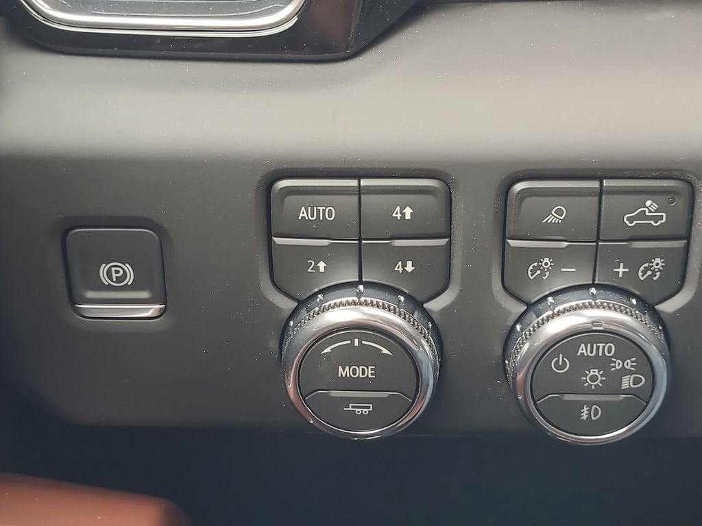 2026 GMC Sierra 2500HD Denali Ultimate - Photo 18