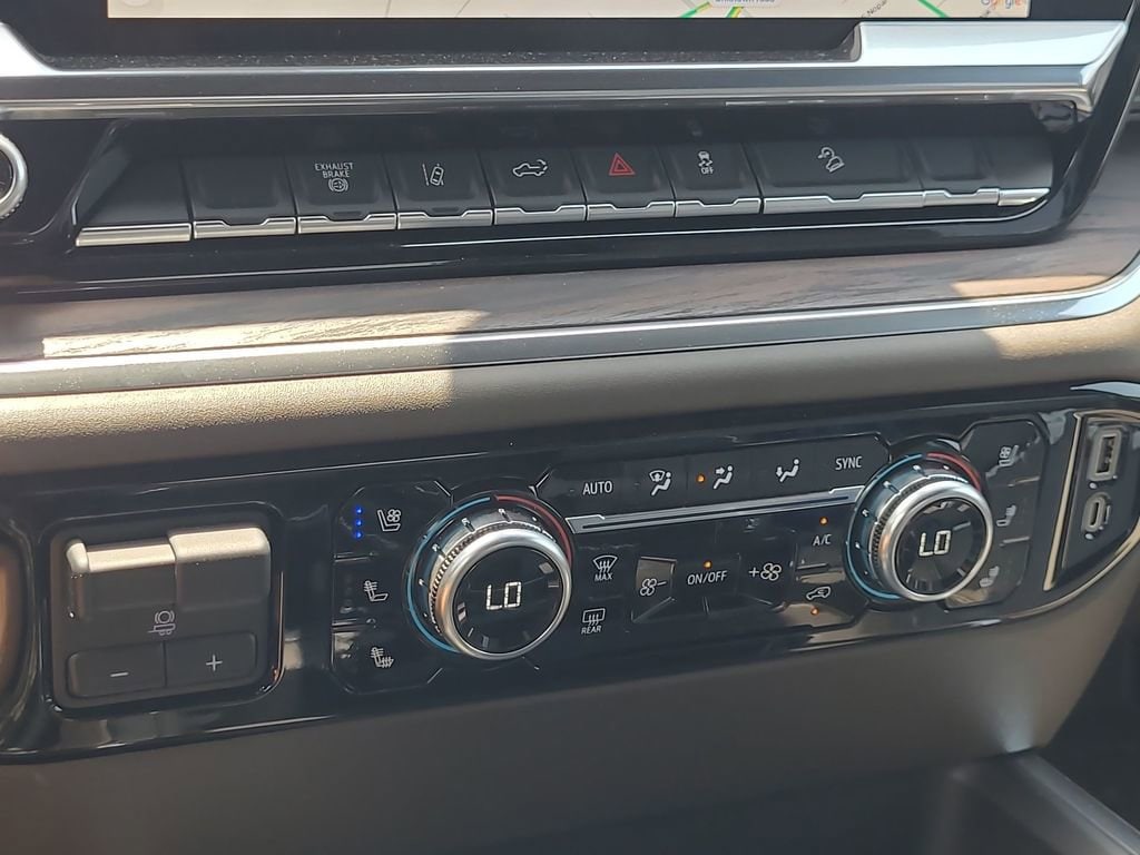 2025 GMC Sierra 2500HD SLT - Photo 13