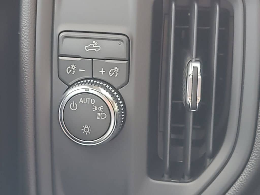 2026 GMC Sierra 1500 Pro - Photo 18