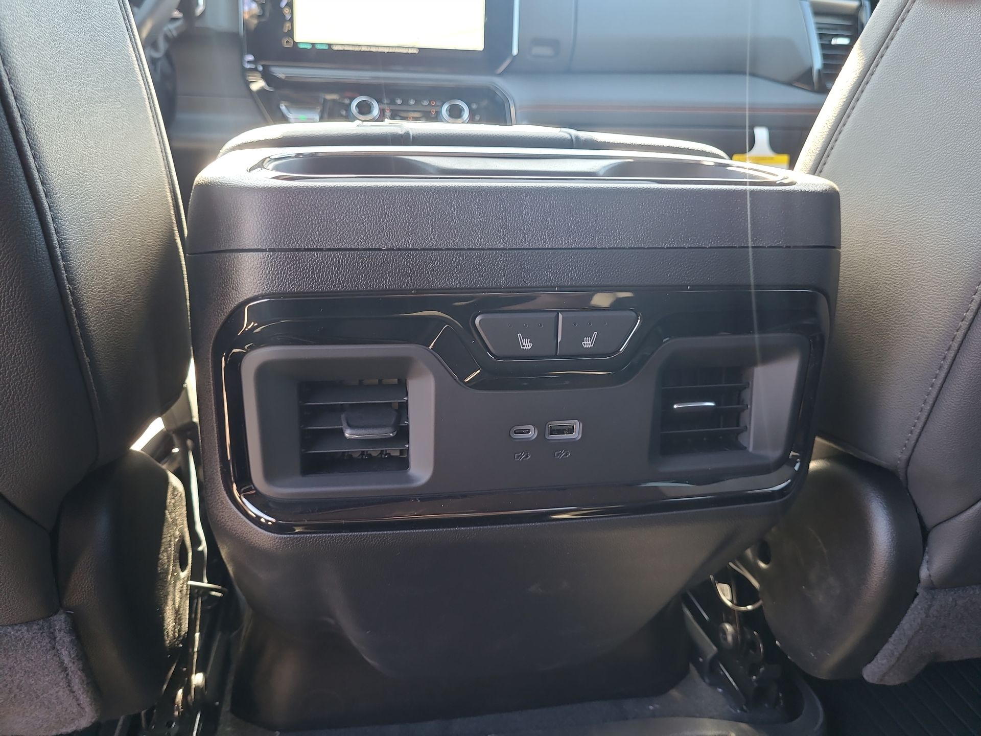 2026 GMC Sierra 2500HD AT4 - Photo 82