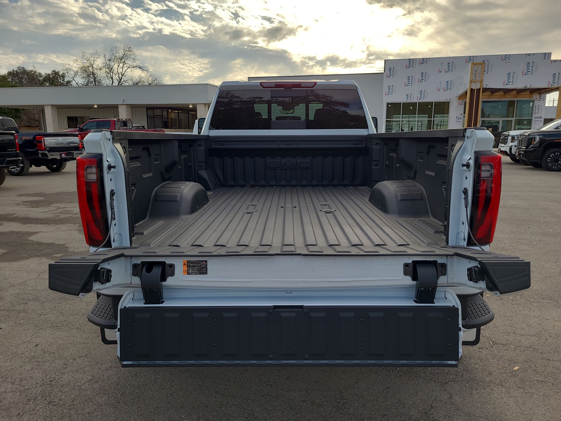 2026 GMC Sierra 3500HD Denali Ultimate - Photo 87