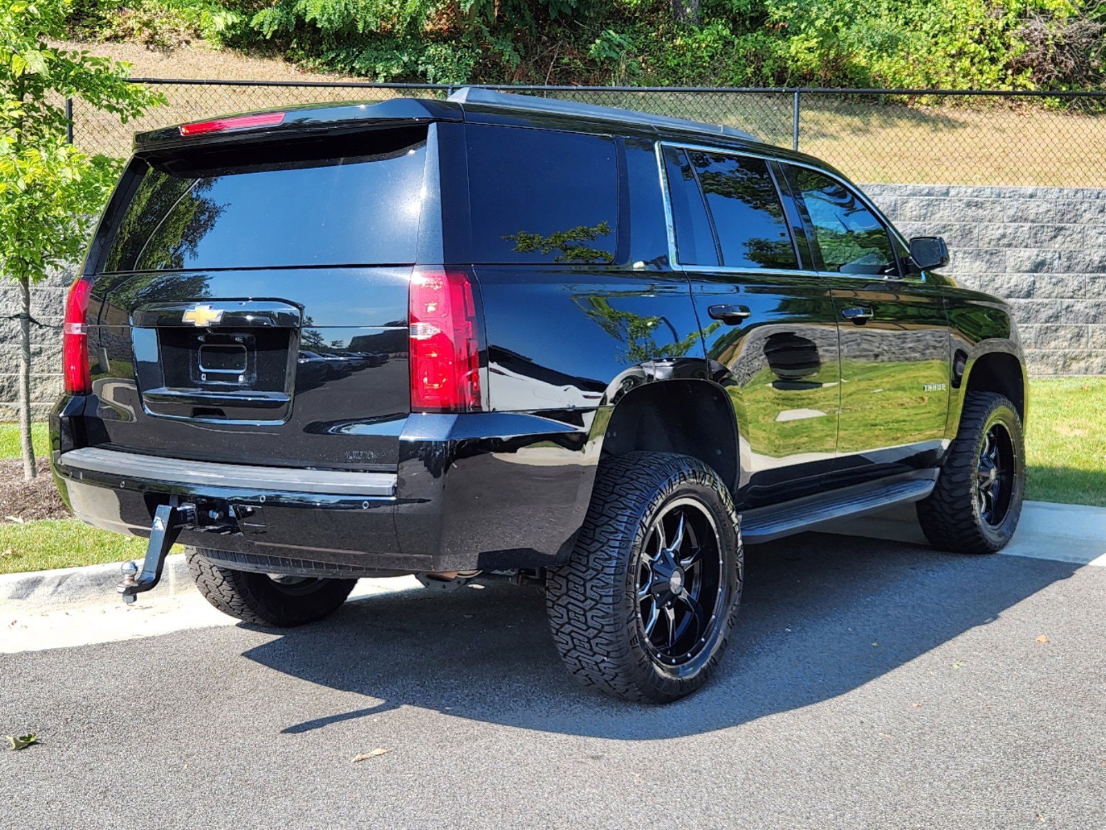 Used 2016 Chevrolet Tahoe LT with VIN 1GNSKBKCXGR296390 for sale in Alexandria, VA