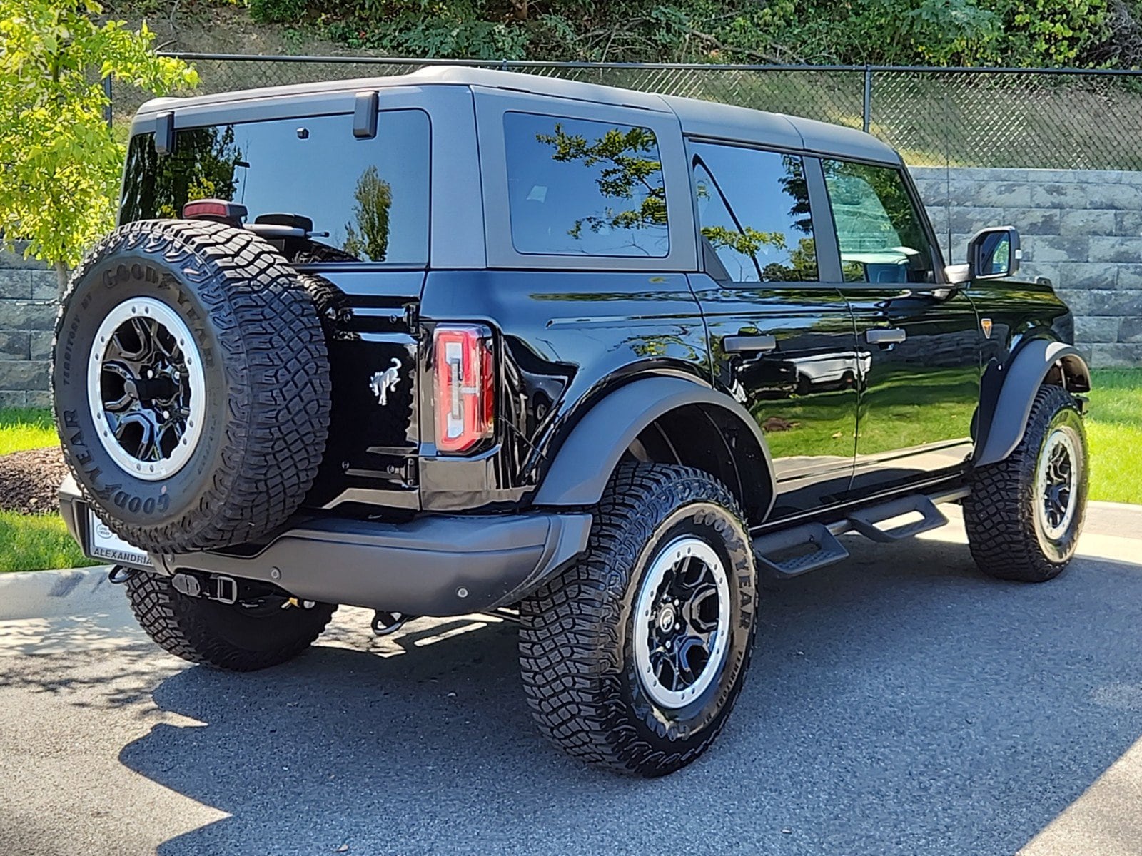 Used 2024 Ford Bronco 4-Door Badlands with VIN 1FMEE9BP5RLA26879 for sale in Alexandria, VA