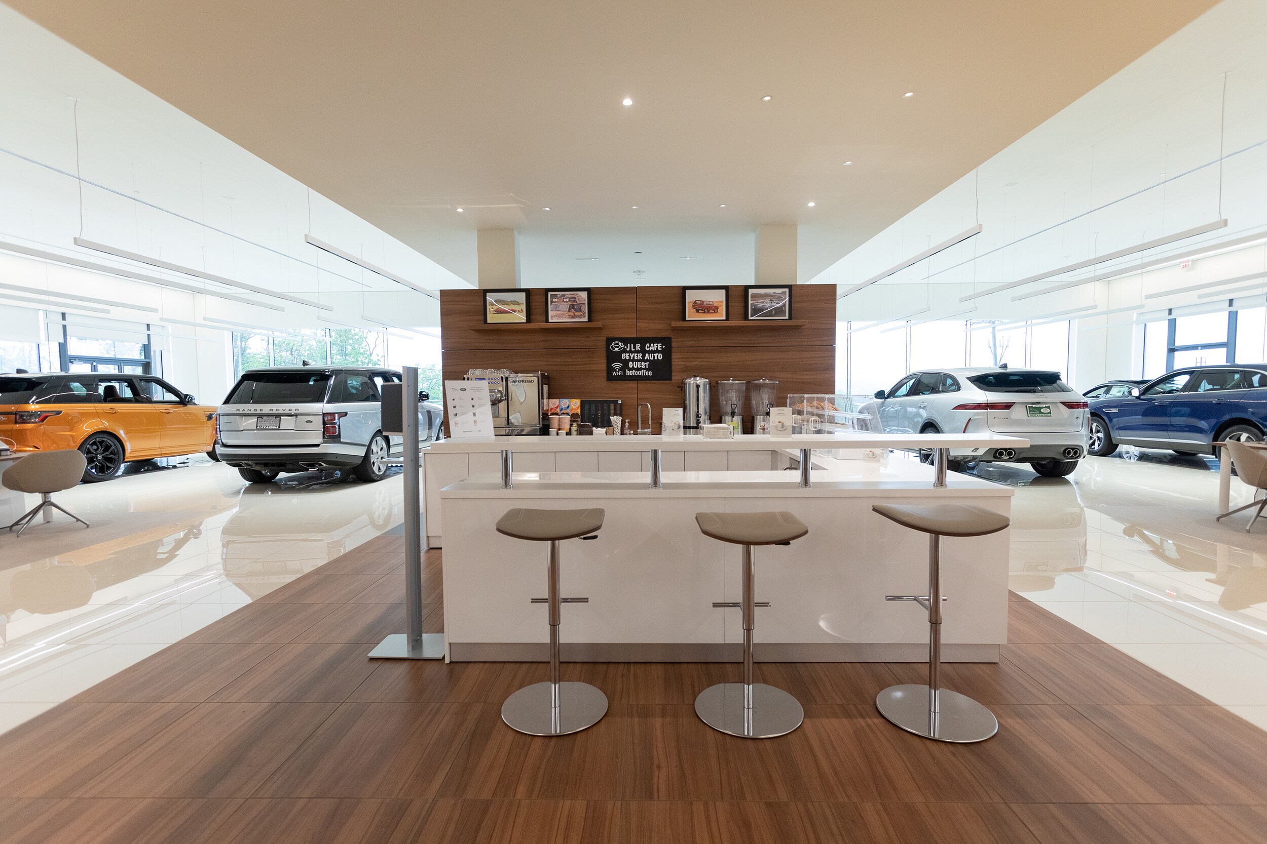 About Us Land Rover Alexandria