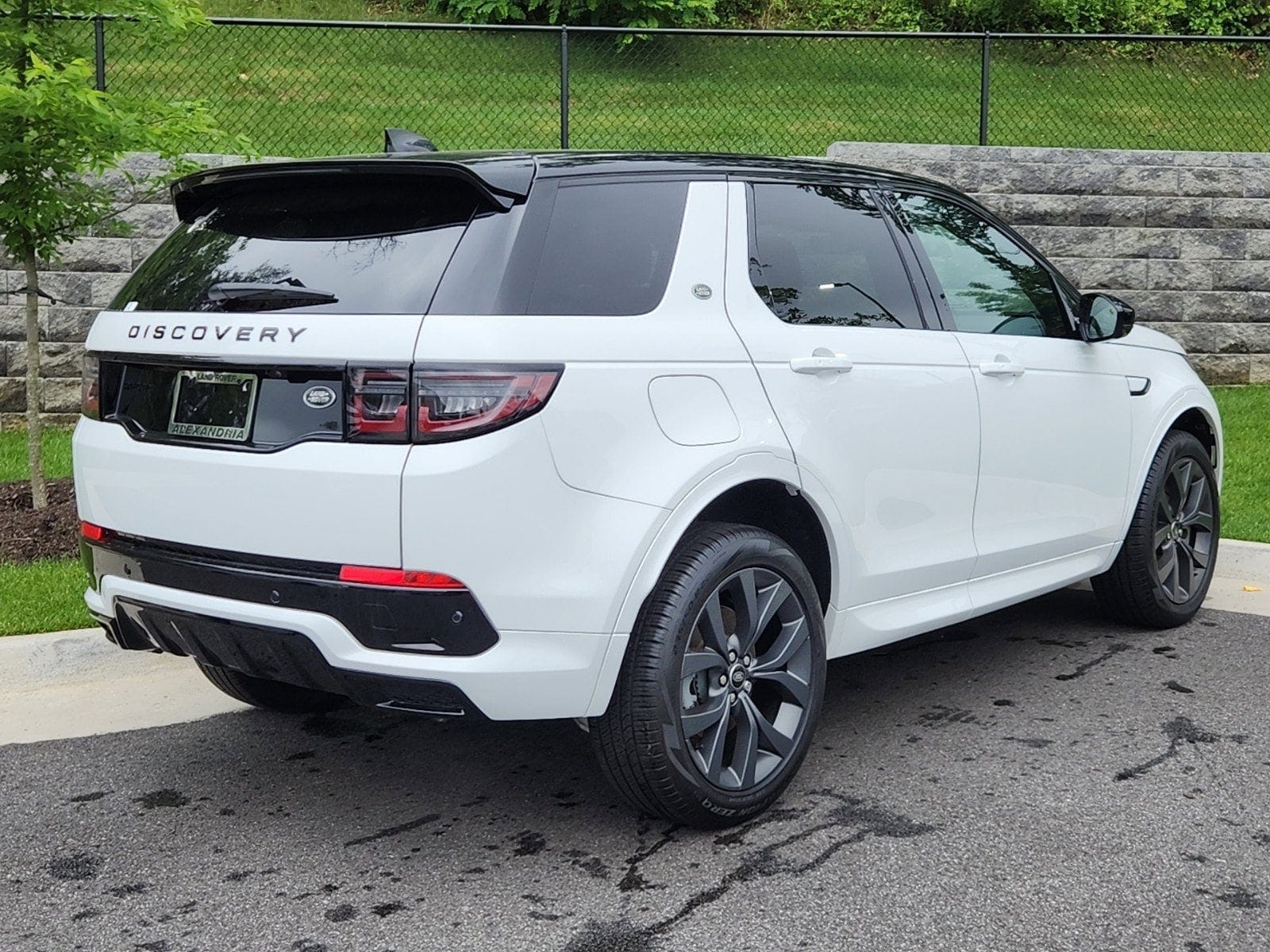 Used 2023 Land Rover Discovery Sport SE with VIN SALCL2FX0PH321724 for sale in Alexandria, VA