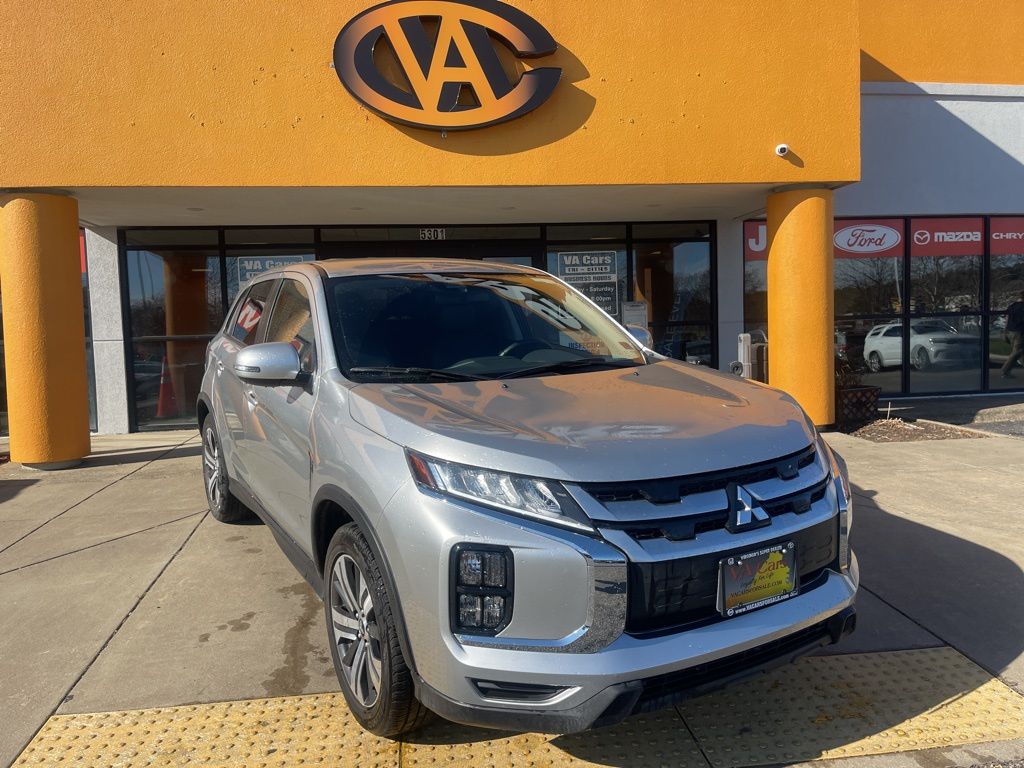 2025 Mitsubishi Outlander Sport 2.0 SE AWC CVT's photo