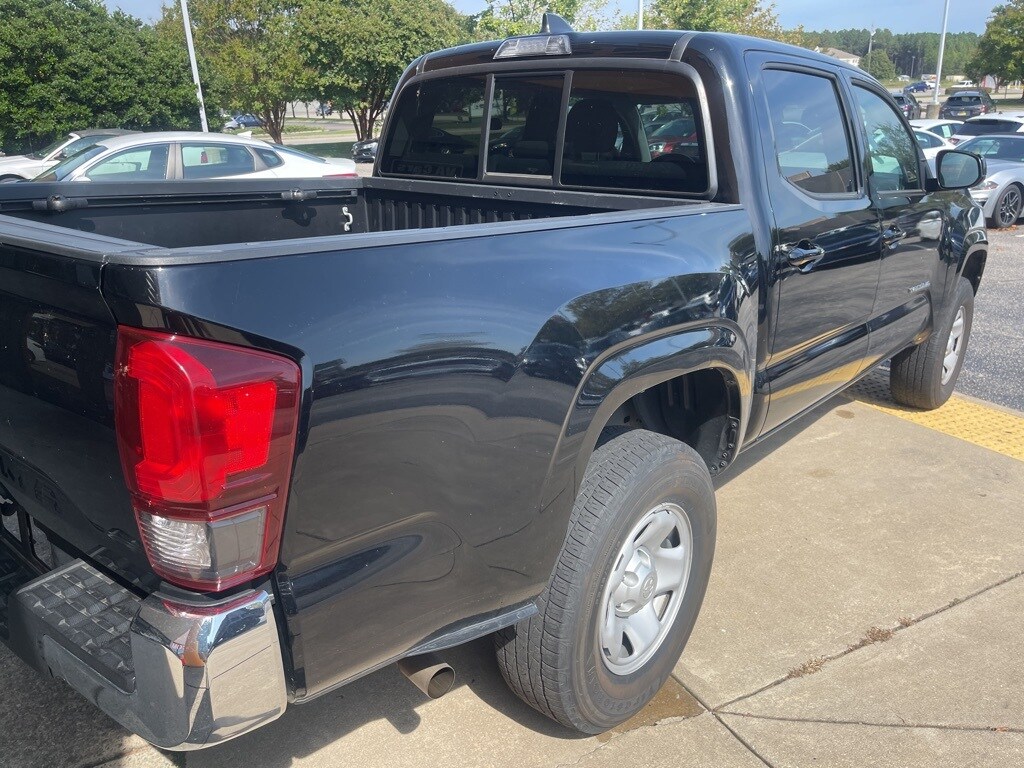 2023 Toyota Tacoma SR5 photo 2