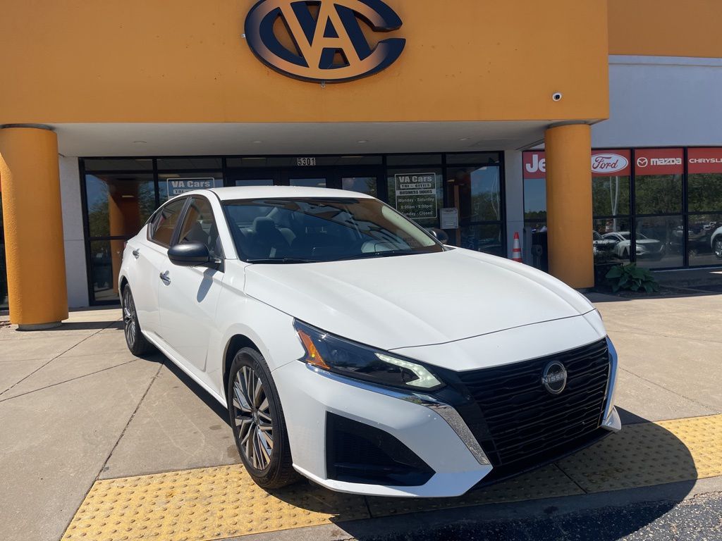 2025 Nissan Altima SV