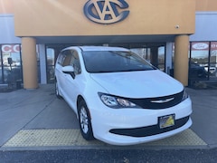2021 Chrysler Voyager LX Minivan/Van