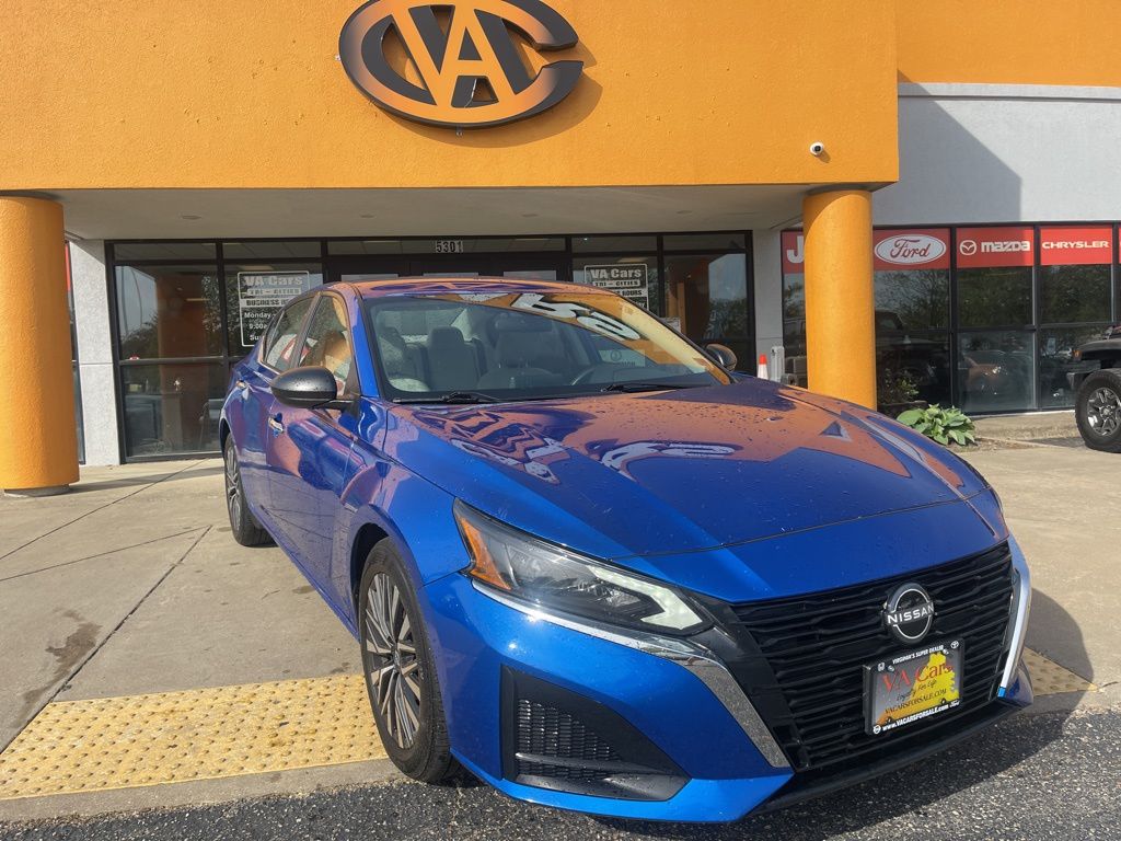 2025 Nissan Altima SV