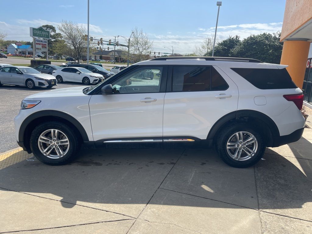 2023 Ford Explorer XLT - Photo 7