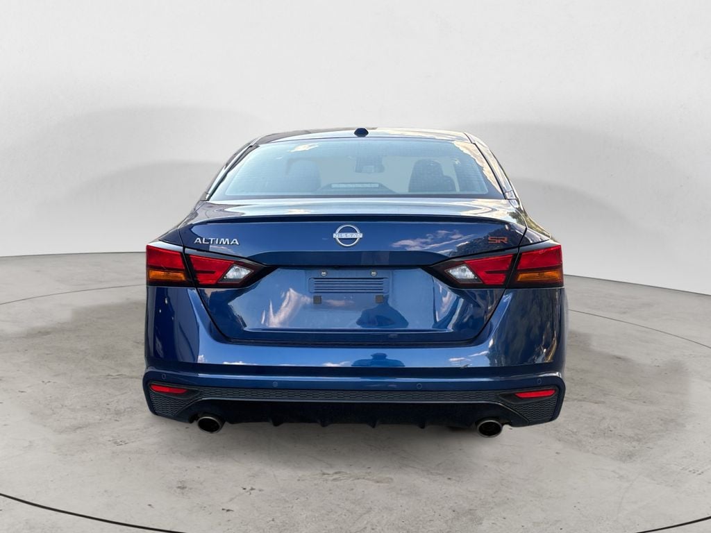 Used 2024 Nissan Altima 2.5 SR Sedan