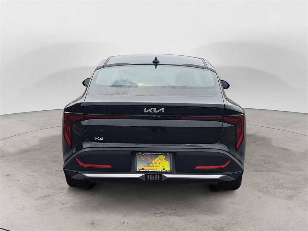 2025 Kia K4 LXS photo 3