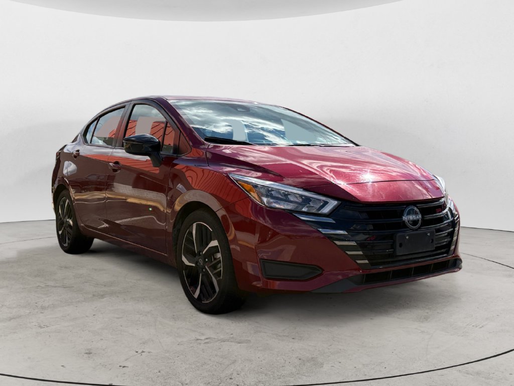 Nissan Versa