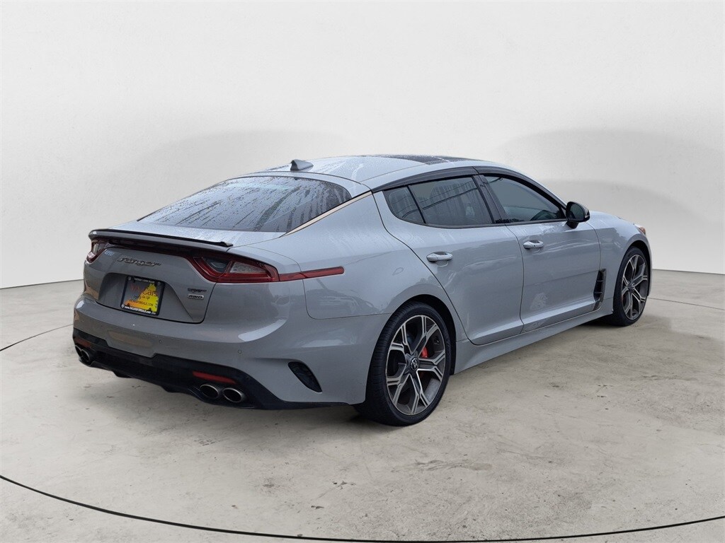 2020 Kia Stinger GT2 photo 3